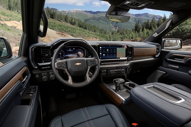 2023 Chevrolet Silverado 3500 HD interior