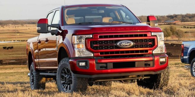 2024 Ford F-250 Front