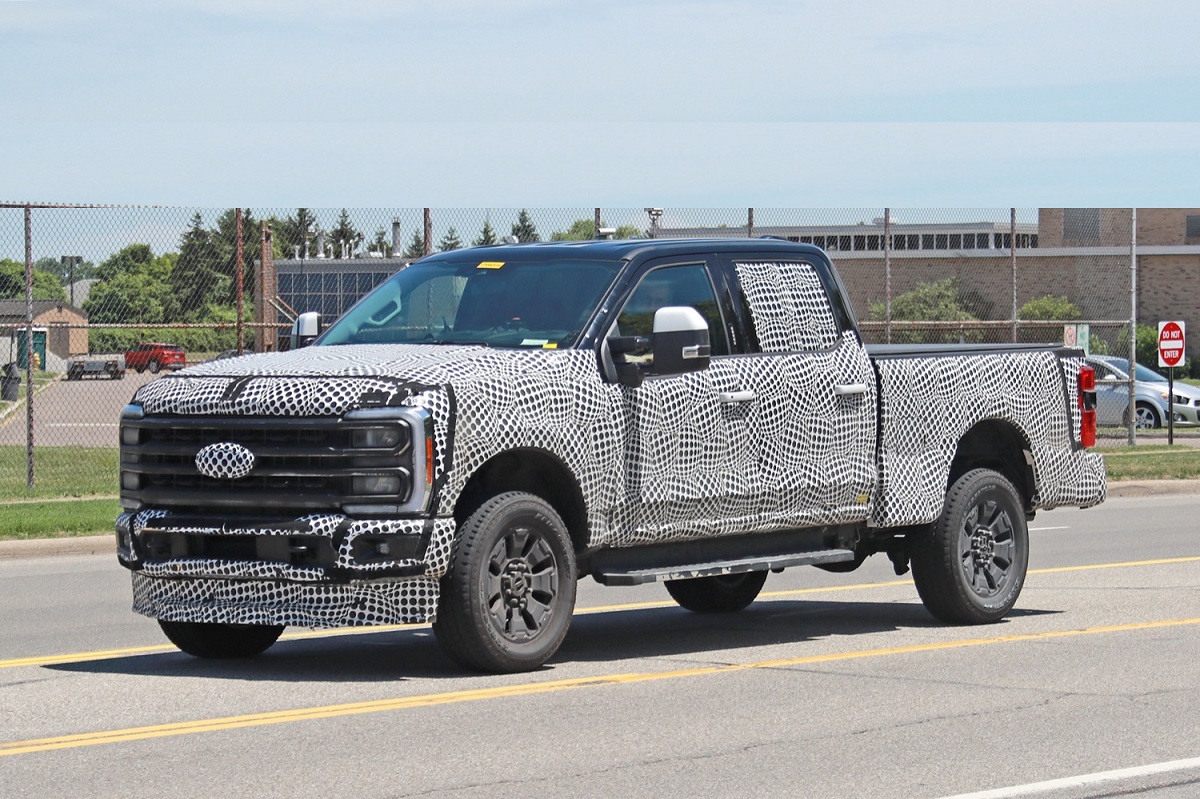 2024 Ford Super Duty Spy Shots Reveal Bigger Headlights, Bed Steps, and